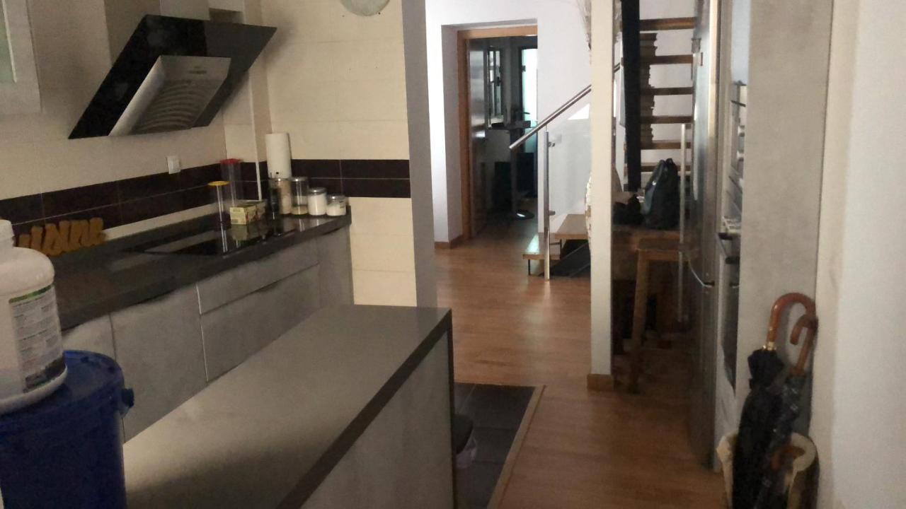 Ferienwohnung Atico Duplex Zona Monumental Caces Exterior foto